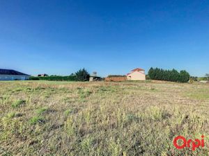 Vente terrain 5140 m² à Saint-Victor (03410)  45 000 €