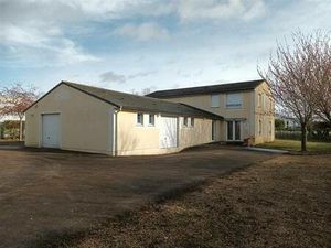 Location local d'activités VAL DE REUIL 400 m²