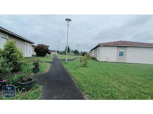 Appartement à louer 2 pièces 41.04 m² - Buzançais (36) - 446€