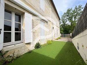 Vente maison 4 pièces 113.8 m² à Fronsac (33126)  421 500 €