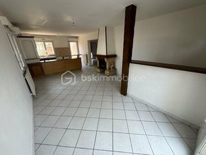 Maison de 107 m² à Villeneuve-La-Riviere