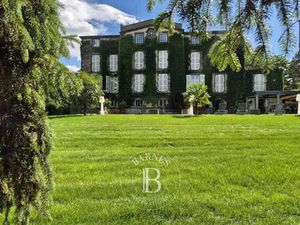 Maison à vendre 15 Pièces 1548 m2 Cellule - 1 998 000 €