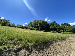 Terrain constructible - 748m2 - LORNAY