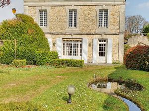 Maison de caractère