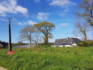 Vente terrain 880 m² à Lanrodec (22170)  49 500 €