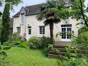 Propriété 5 pièces 180 m²