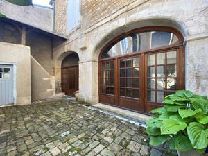 MAISON TYPE 7 - POITIERS CENTRE-VILLE