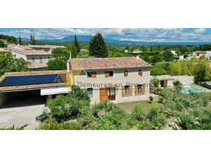 Propriété avec piscine Caromb (84)