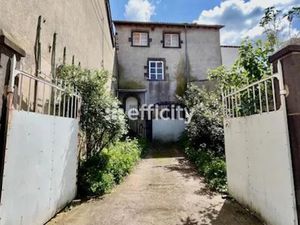 Vente maison 3 pièces 170 m² à Maringues (63350)  59 000 €