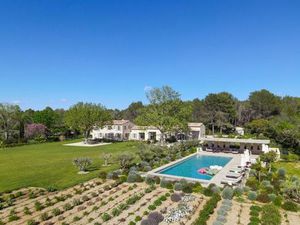 PMaison de luxe de 400 m2 en location Eygalières  Provence-Alpes-Côte d'Azur