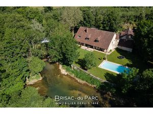 Vente propriété 10 pièces 350 m² à Sainte-Marie-sur-Ouche (21410)  950 000 €