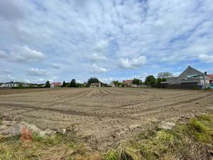 3.929 m² industrieterrein in Roeselare: tal van mogelijkh...