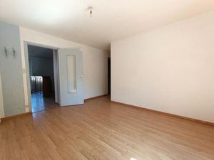 Location appartement 3 pièces 58m2 Cransac 12110 - 370 € - Surface Privée