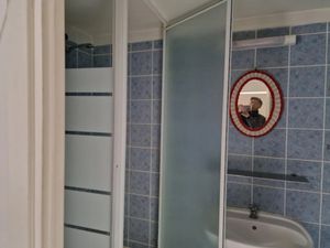 Location meublée appartement 2 pièces 34 m² à Péron (01630)  1 100 €