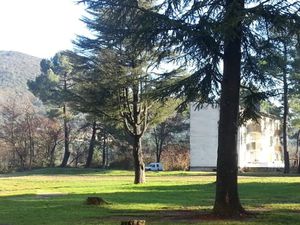 Location appartement 4 pièces 65 m² à Saint-Florent-sur-Auzonnet (30960)  558 €