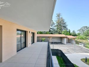 Vente appartement 4 pièces 102 m² à Vaugneray (69670)  460 000 €