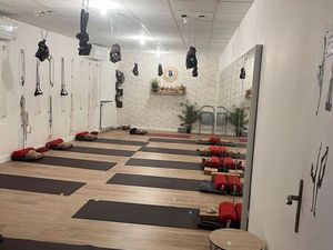 Location bureau salle de 40m2 Chennevieres sur Marne dans centre paramédical (cours collec