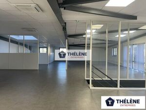 Location bureau 400m2 Gigean 34770 - 4270 € - Surface Privée