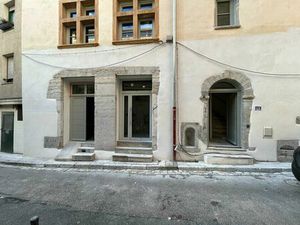 Location commerce 174 m² à Lyon 1 (69001)