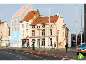 Investeringsproject te koop gelegen op de Markt van Eeklo