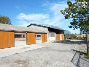 Box Garages Locaux aménagés