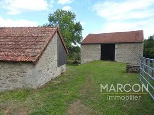 Vente locaux professionnels 1 m² à Champagnat (23190)  34 000 €