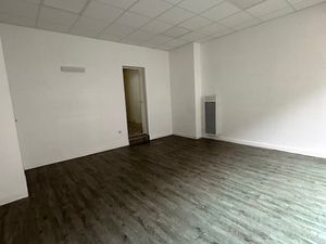 Local d'activité Gisors 2 pièce(s) 50 m2 environ