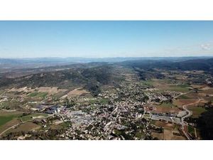 Vente local commercial Vallon-Pont-d'Arc 07150 - 465000 € - Surface Privée