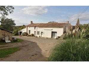 Maison Benassay m² T-4 à vendre  147 000 €