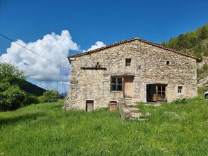 Vente maison 9 pièces 285 m² Bouvières (26460)