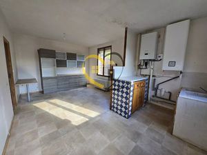 À VENDRE – Maison spacieuse de 226 m² avec 7 chambres à Henrichemont (18250)