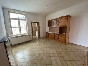 Au centre de Recquignies Maison de Ville en Parfait Etat