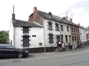Maison Semi-individuelle en Pierres et briques Au coeur de l