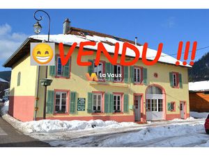 VENDU à RAON SUR PLAINE  maison 16 pièces 354 m2   au pied du Donon et proche des lacs de 