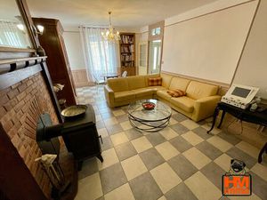 MAISON DE MAITRE 211 m² avec DEPENDANCES ET TERRAIN CONSTRUCTIBLE