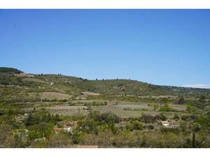 Vente terrain 2038 m² à Cascastel-des-Corbières (11360)  67 000 €