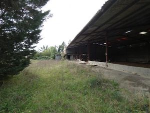 Vente terrain 2063 m² à Mazières-en-Gâtine (79310)  40 500 €