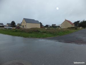 AV TERRAIN en lotissement que pour GARER votre BATEAU et REMORQUE. Achetez moitié ou total