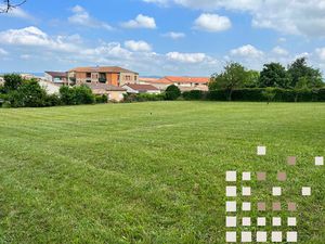 Drôme - HOSTUN - Terrain 565m²