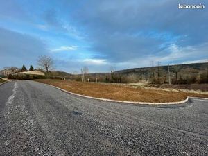 NOUVEAU terrain à bâtir viabilisé libre de constructeur PRENY