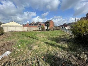 Vente terrain 555 m² à Saint-Just-en-Chaussée (60130)  80 000 €