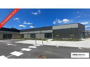 Location commerce VALDAHON 596 m²