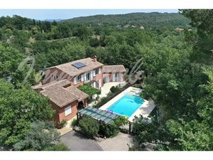 Vente maison 8 pièces 228 m² à Fayence (83440)  799 000 €