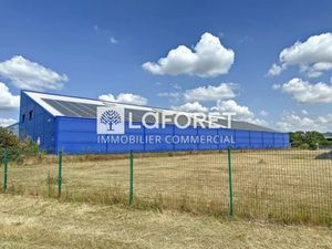 Local d'activité 2 676 m2 Secteur Bressuire