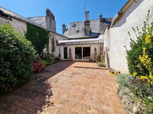 Vente maison 7 pièces 133 m² à Saint-Mamet-la-Salvetat (15220)  151 000 €