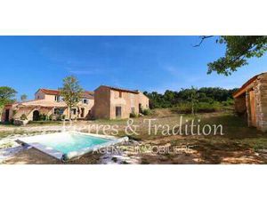 Propriété avec piscine Bonnieux (84)