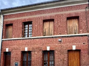 Vente maison 5 pièces 100 m² à Caudebec-les-elbeuf (76320)  137 000 €