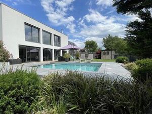 Réf: 11063*** Sect. Sierentz / Geispitzen: Villa contemporaine de haut standing env. 240 m