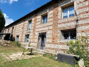 Maison de 305 m² à Gainneville