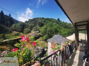 Vente propriété pied dans l;eau Saint andre de valborgne  234m² 7 pièces 264 400€ avec gar